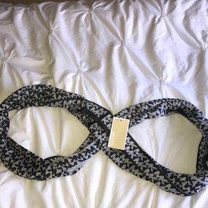 Michael kors infinity scarf